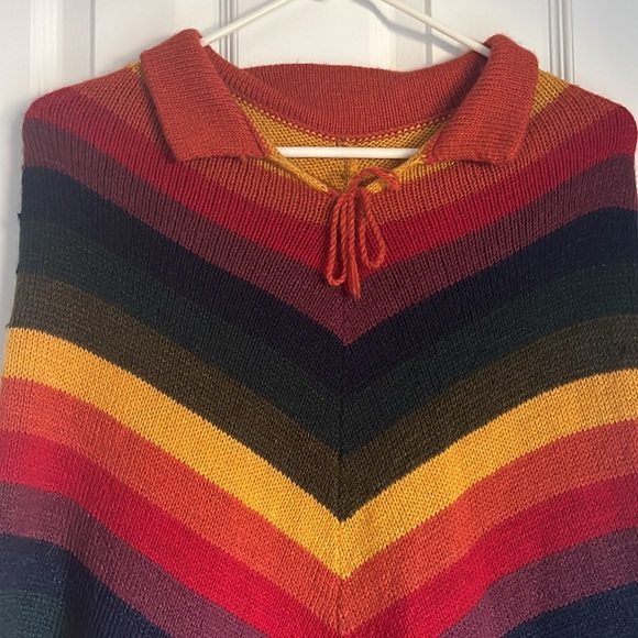 Handmade Rainbow Poncho made with Alpaca Fur - Picture 2 of 5